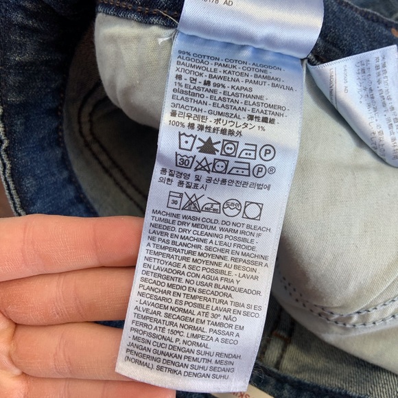 NWT Levi Mid Rise Skinny Jeans - Picture 5 of 6